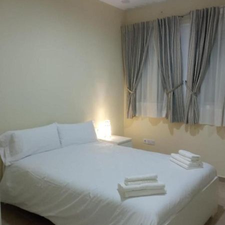 Invecar Holding Apartment เซบีญา ภายนอก รูปภาพ