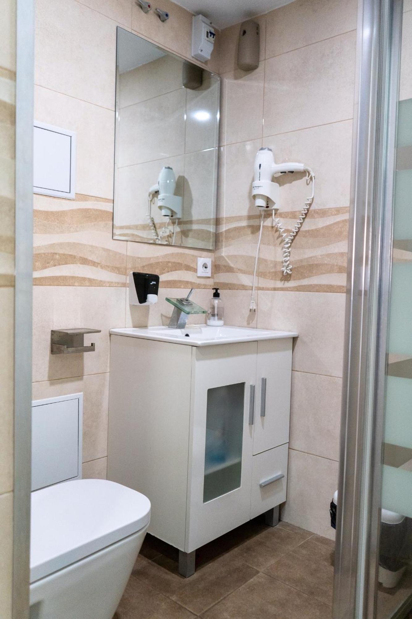 Invecar Holding Apartment เซบีญา ภายนอก รูปภาพ